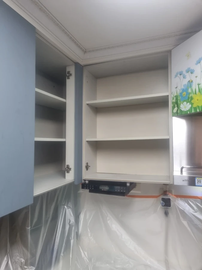 경기도 광주 리모델링냄새역류 정비 전 상부장 보양 작업 모습